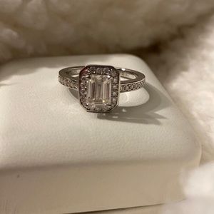 Tests as diamond!! 1.35ct Moissanite Ring Sz7 NEVER WORN $350